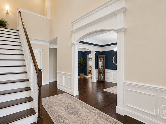 5th image of 100 Wicklow Drive