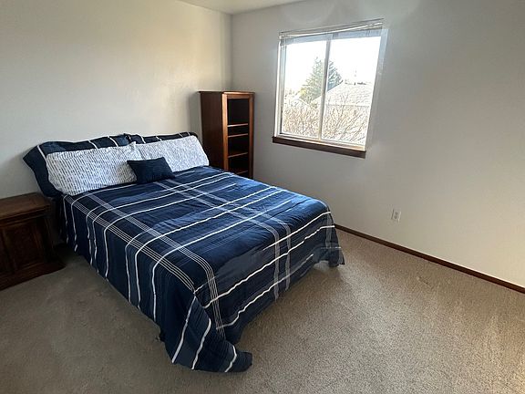 2nd image of 8645 Aspen Cir