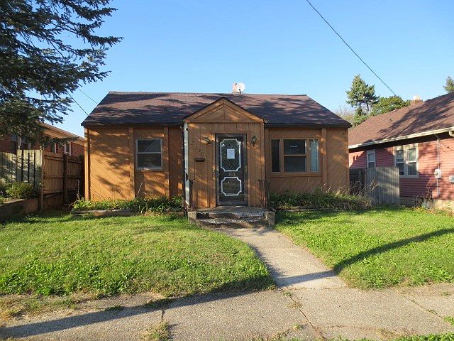 1st image of 2330 11th Ave