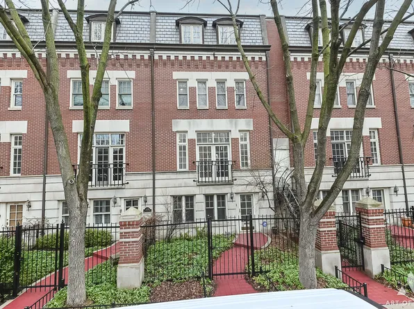 2638 N Southport Ave, Chicago, IL 60614