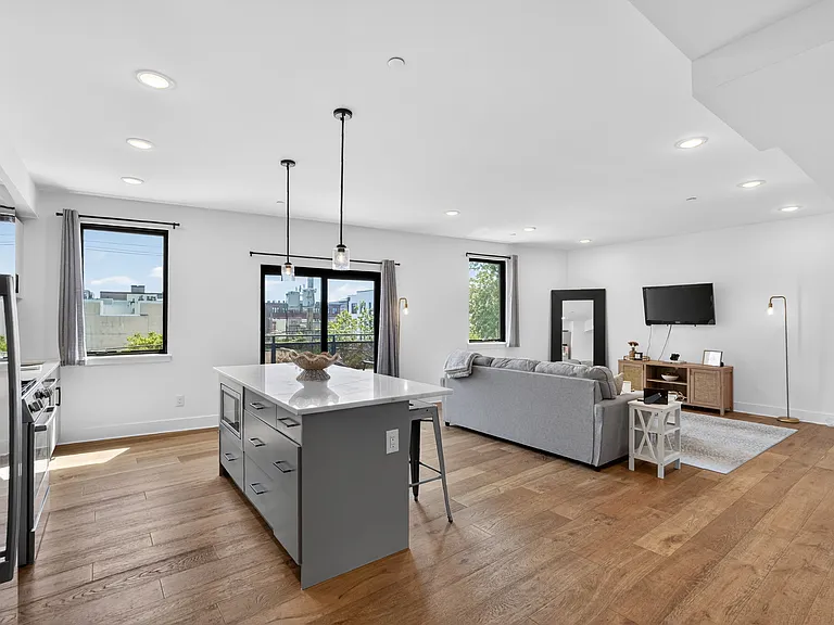 1801 Fairmount Ave #303 — Photo 7
