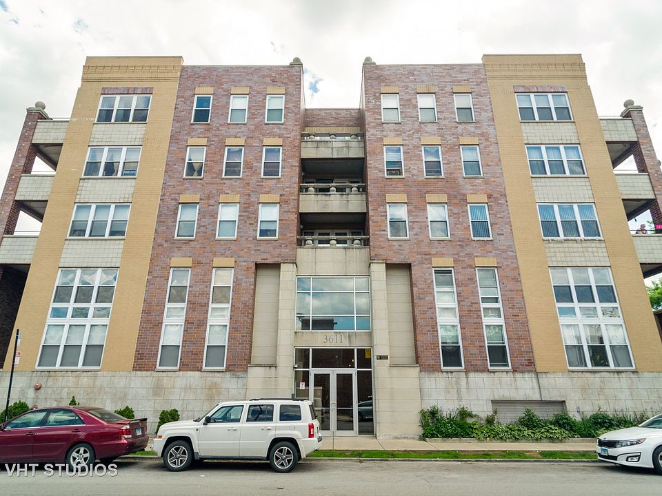 1st image of 3611 W Montrose Ave #102
