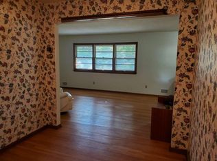 7124 Lynmar Ln, Edina, MN 55435