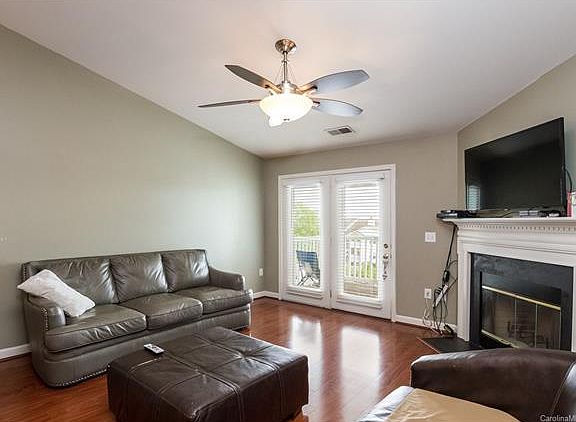 5th image of 11231 Hyde Pointe Ct #11231