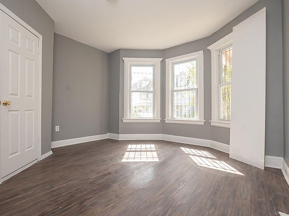 4th image of 274 S 11th St #1A