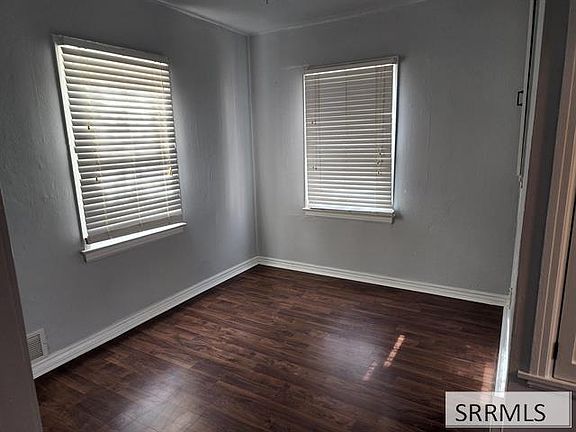 4th image of 631 S Hayes Ave
