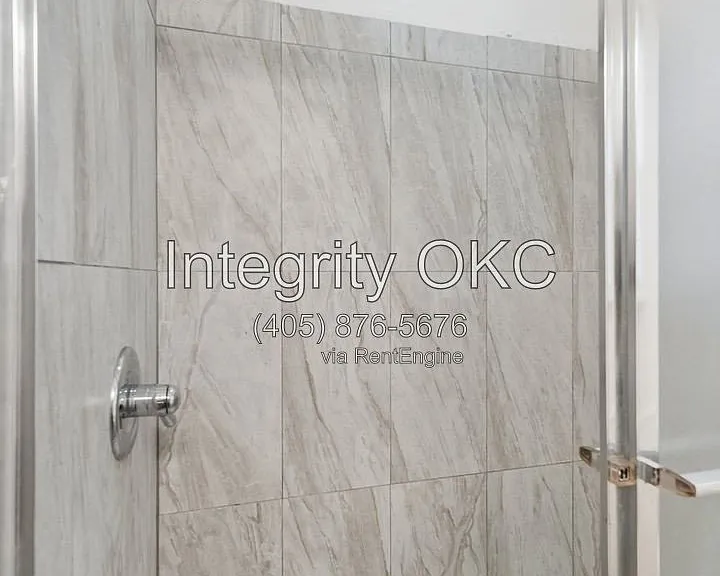 8514 Candlewood Dr — Photo 25