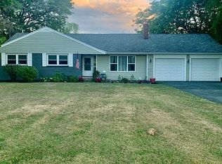26 Droms Rd, Rexford, NY 12148