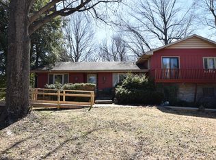 3452 E Cherry St, Springfield, MO 65809