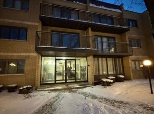 10002 S Pulaski Rd APT 207, Oak Lawn, IL 60453