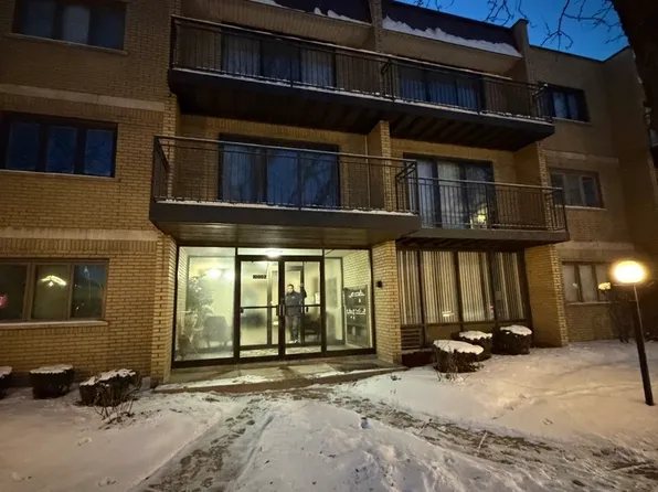 10002 S Pulaski Rd APT 207, Oak Lawn, IL 60453