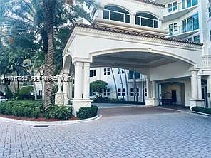 20000 Country Club Dr #TS07 — Photo 2