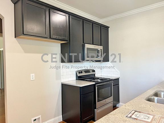 5th image of 1312 W Jefferson St Unit 1