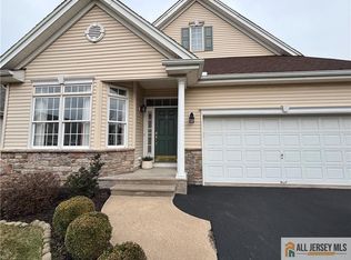 11 Stryker Rd, Somerset, NJ 08873