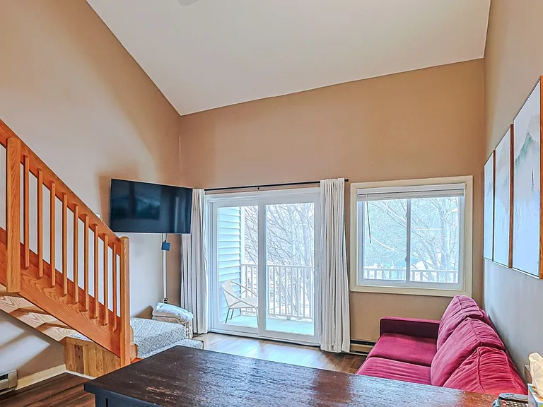 36 Lodge Rd — Photo 2