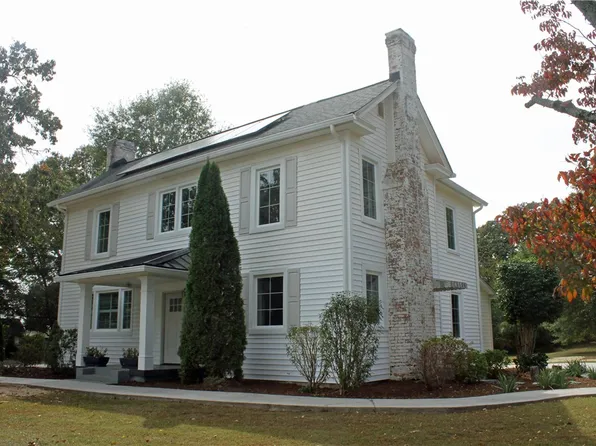 617 Cely Rd, Easley, SC 29642