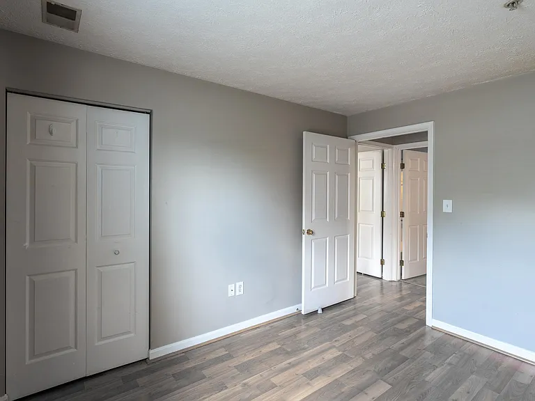 689 Winding Stream Way #101 — Photo 13