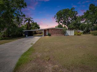 802 W Russell Dr, Plant City, FL 33563