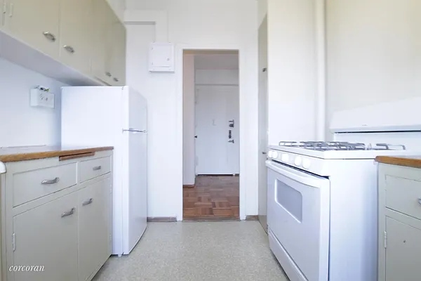 Rented by Corcoran | media 4