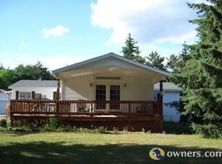 408 County Road I, Oxford, WI 53952