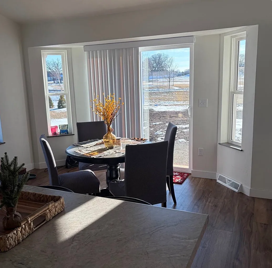 3 bed, 1535 sqft, $2,400 — Photo 2