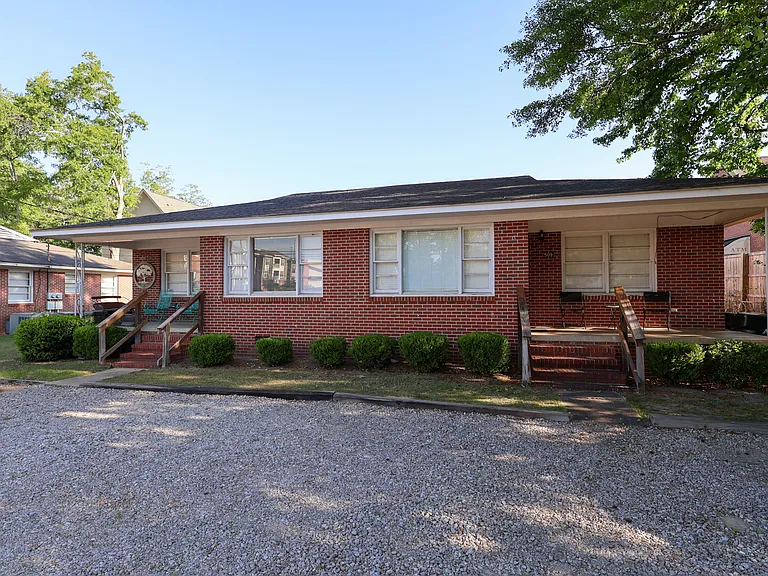 507 E Glenn Ave — Photo 1
