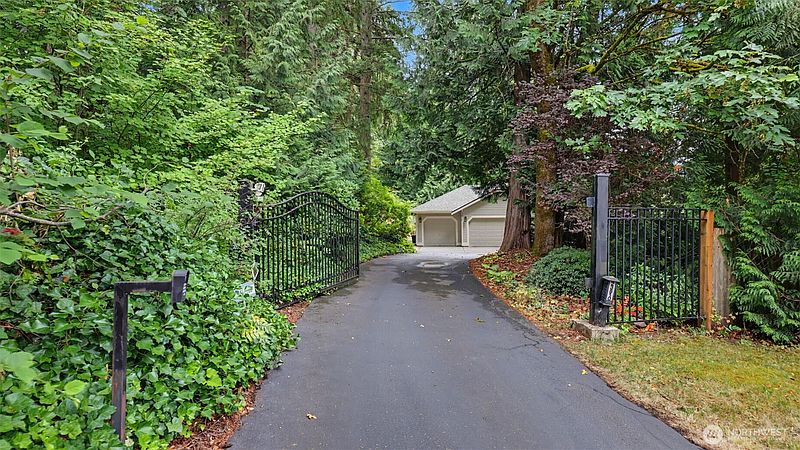 2nd image of 23810 148th Avenue SE
