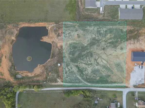 12735 Lynn Ln, Neosho, MO 64850