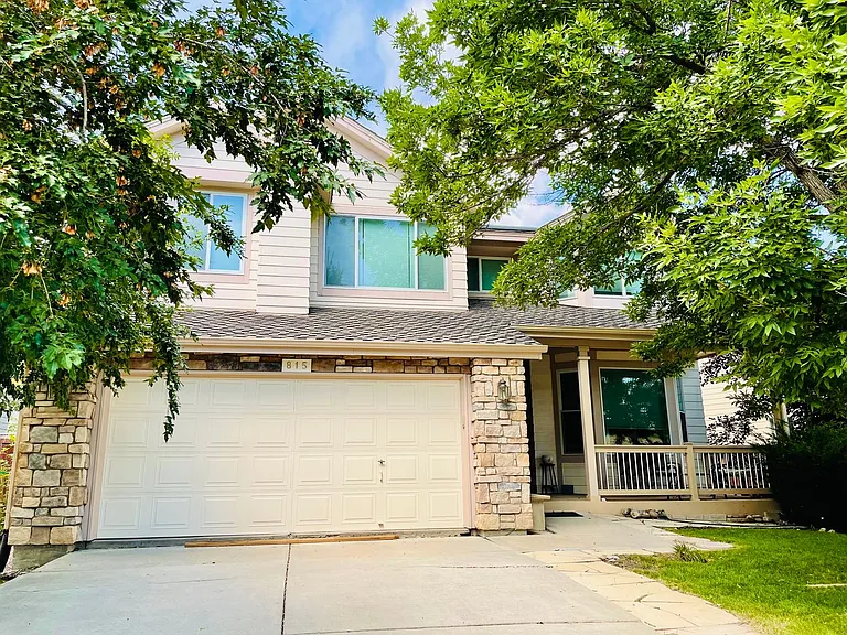 815 Spyglass Cir — Photo 1