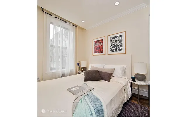 Rented by Douglas Elliman | media 16