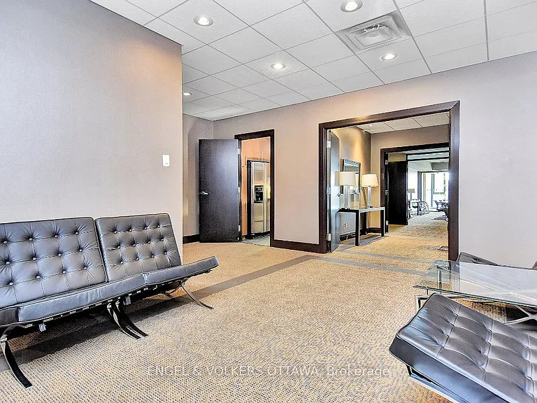 700 Sussex Dr N #403 — Photo 46