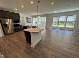 611 Southstone Dr, Matthews, NC 28104