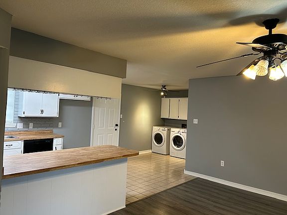 5th image of 1301 S Greenwich Ave