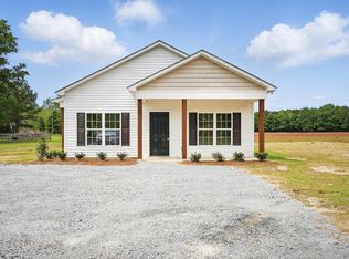 1262 W Blackman Rd, Dunn, NC 28334