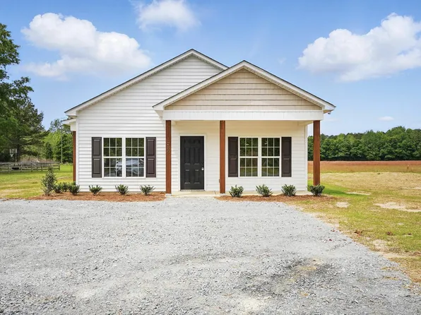 1262 W Blackman Rd, Dunn, NC 28334