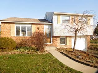 28710 Starbright Blvd, Perrysburg, OH 43551