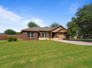 108 McAnear St, Cleburne, TX 76033
