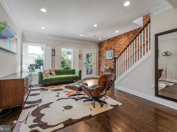 915 Hamlin St NE, Washington, DC 20017