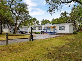 418 N Harvey Ave, Burrton, KS 67020