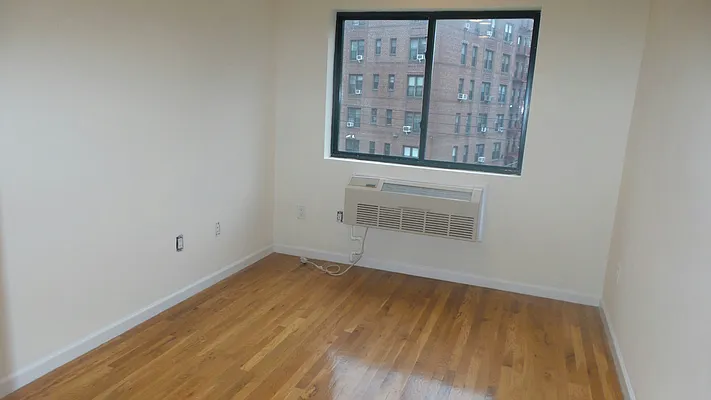 Rented by Metro Garden Realty NYC | media 21