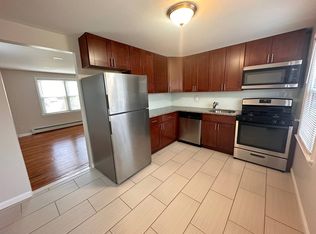 45A Hawthorne Dr #1, Somerset, NJ 08873