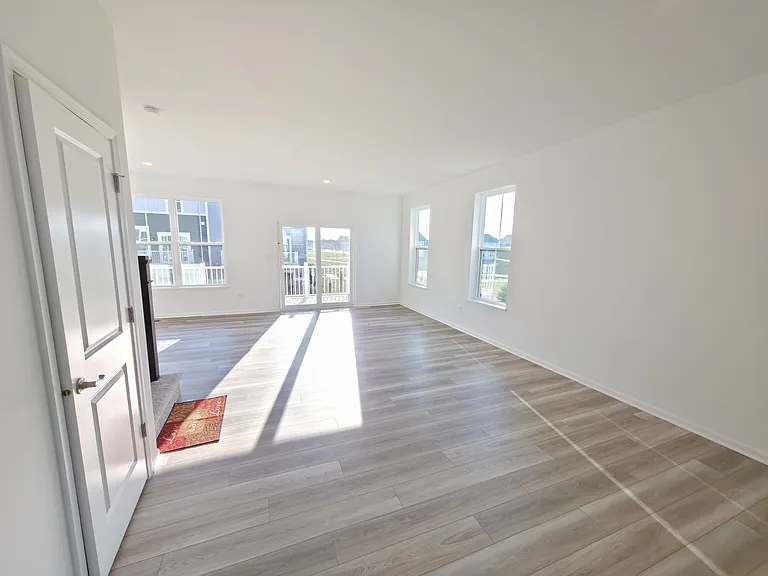 14932 S McCarthy Cir — Photo 2
