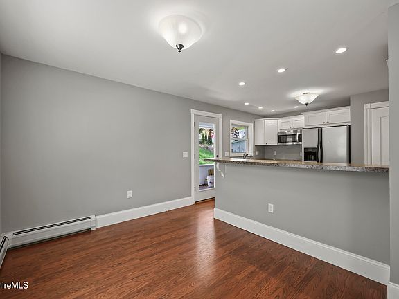 5th image of 34 Upton St