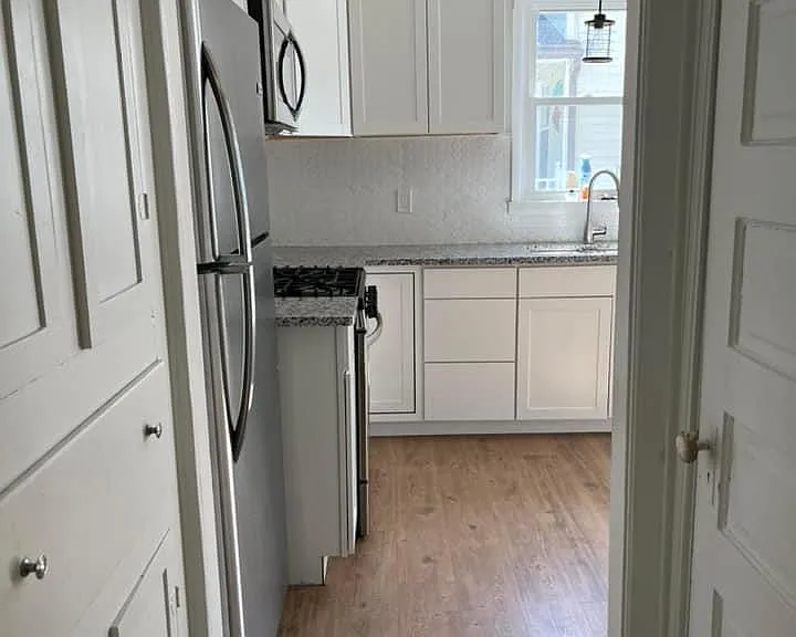 6764 Maplewood Ave — Photo 3