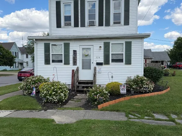324 Keefer St, Willard, OH 44890