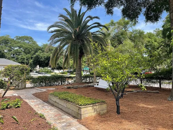 215 Sandcastle Way, Saint Simons Island, GA 31522