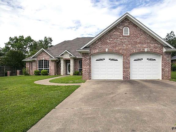 4th image of 15850 Sunshine Dr