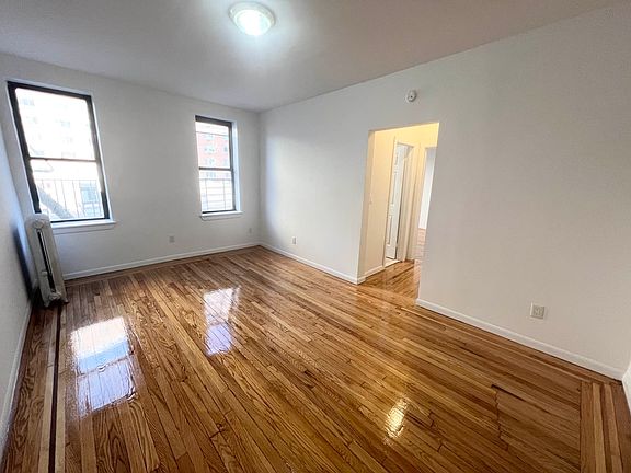 2nd image of 1125 Sheridan Ave APT 5B