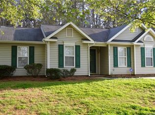 6934 Silver Garden Ln, Charlotte, NC 28216