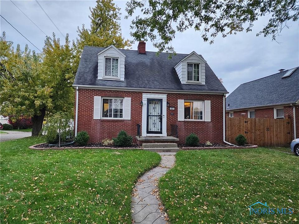 1st image of 1001 Francis Ave